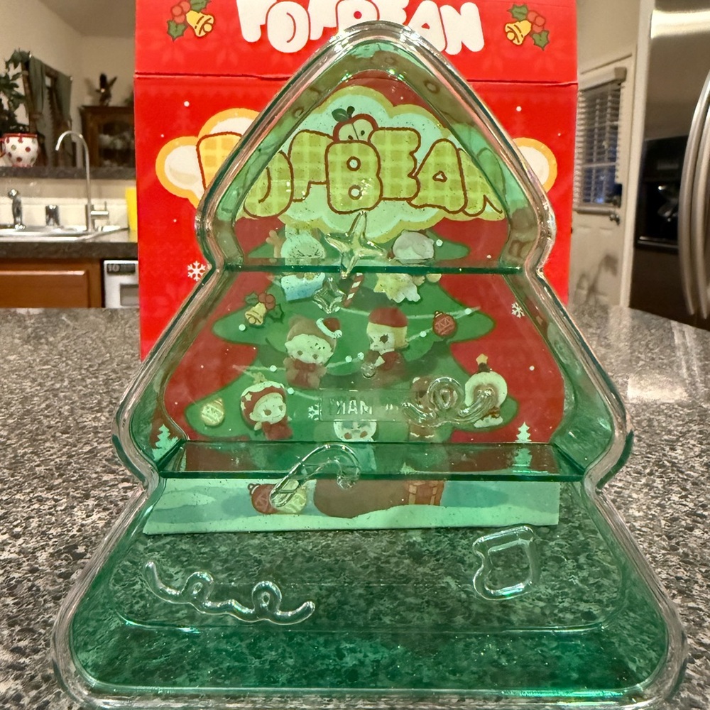 Popmart POP BEAN Winter Romance Holiday Tree  Box ONLY
